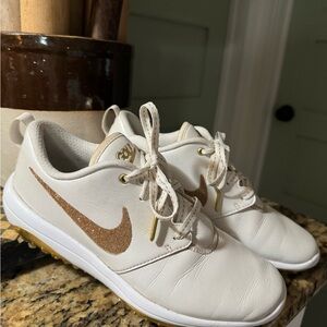 Nike roshe swaroski golf size 7💛